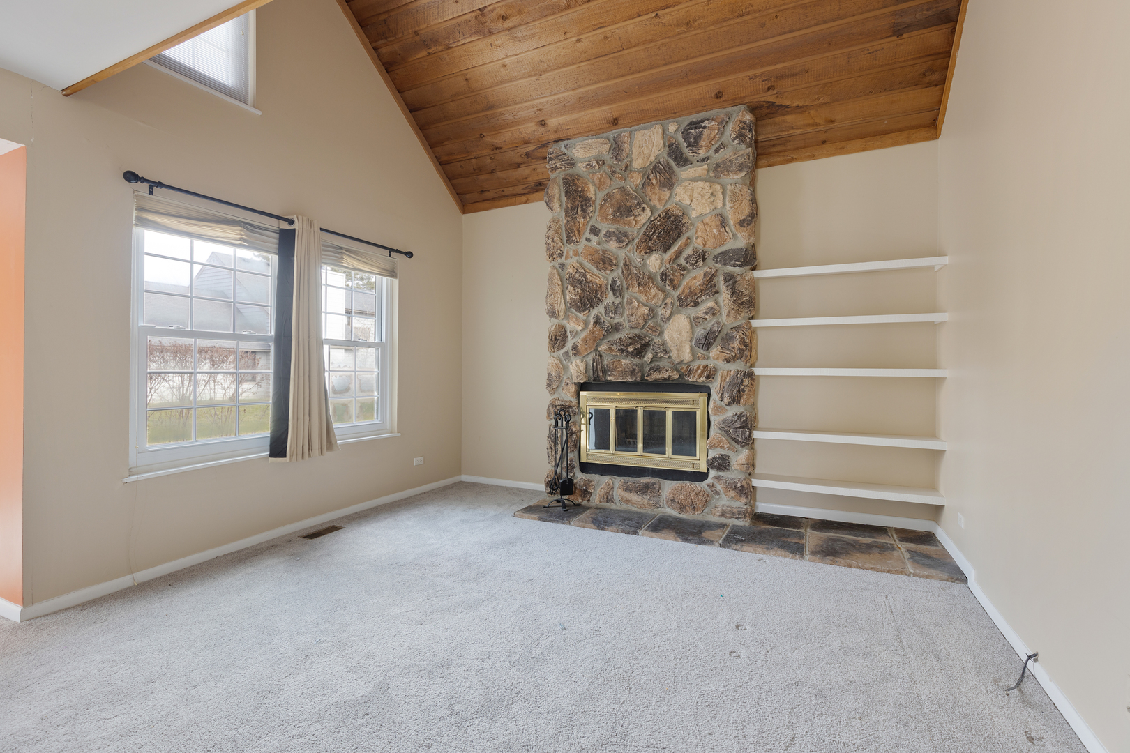 749 Shepard Court Gurnee, IL 60031 - Photo 5 of 22