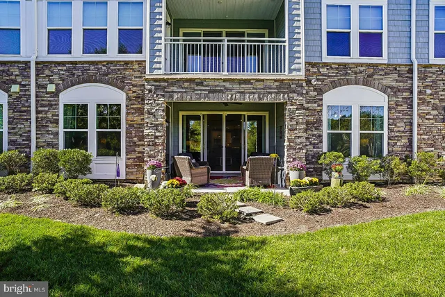 $555,900 | 3000 Herons Nest Way, Unit 11, Chester, MD 21619