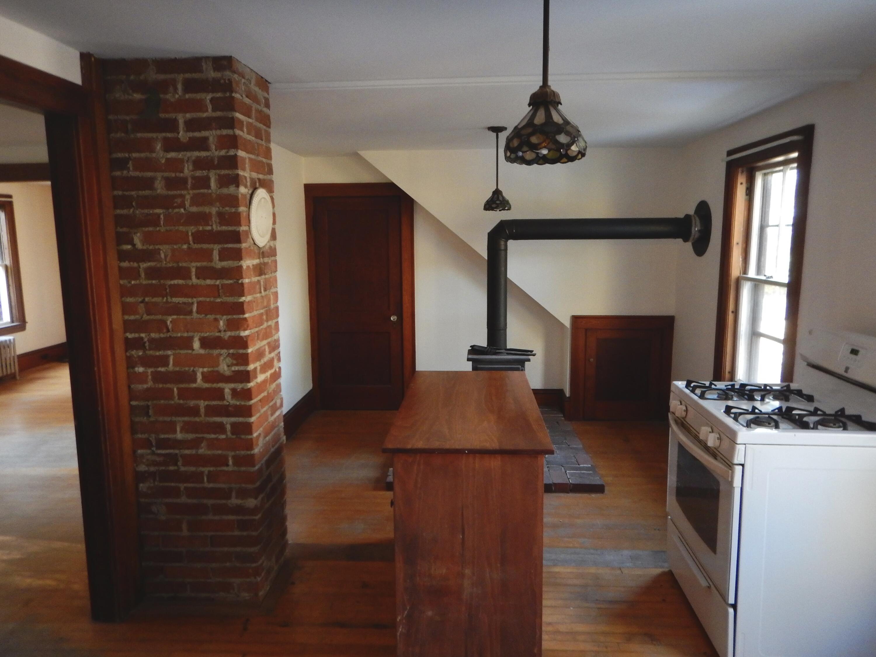 142 Brave Boat Harbor Road Kittery Point, ME 03905 - Photo 7 of 26 0F9D3E5D-FB13-4B26-99FA-43E6374B81BA_1_2