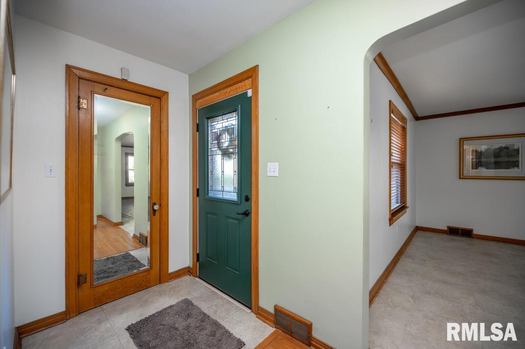 808 Park Avenue Pekin, IL 61554 - Photo 16 of 54