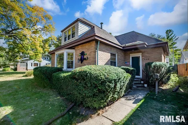 $227,900 | 808 Park Avenue, Pekin, IL 61554