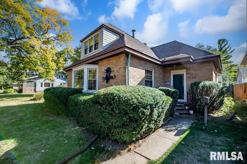 808 Park Avenue Pekin, IL 61554 - Photo 2 of 54