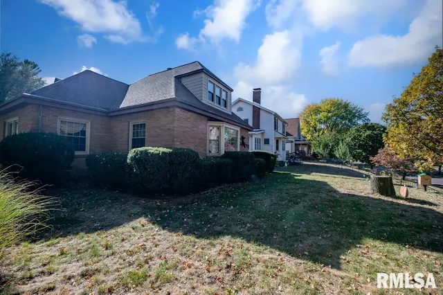 $227,900 | 808 Park Avenue, Pekin, IL 61554