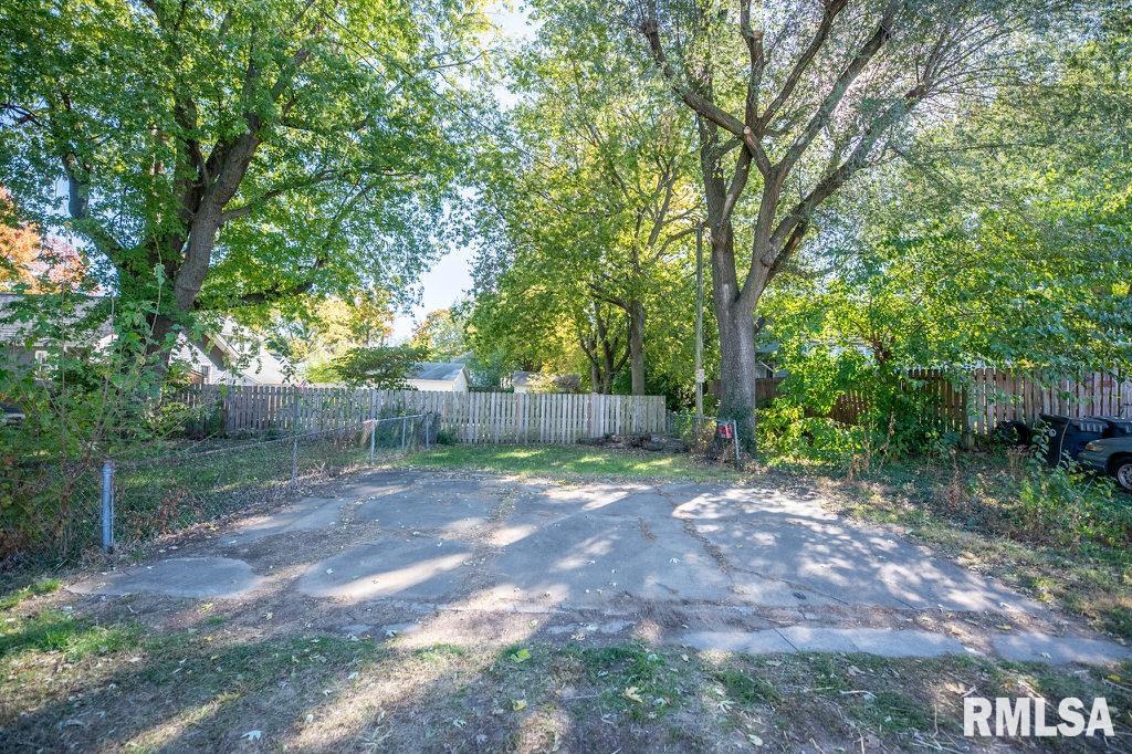 808 Park Avenue Pekin, IL 61554 - Photo 52 of 54