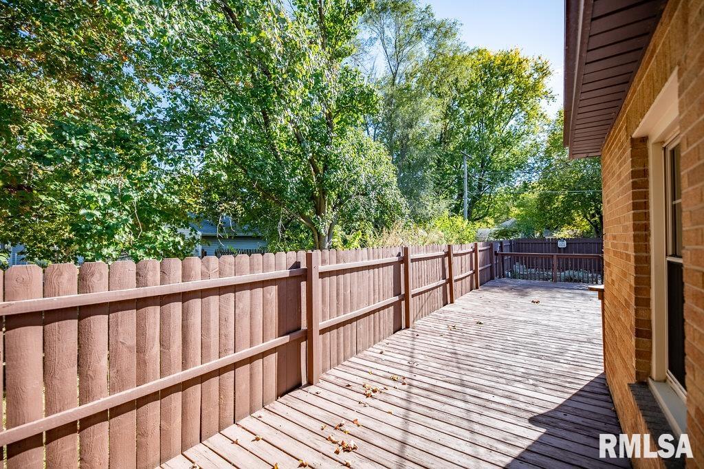 808 Park Avenue Pekin, IL 61554 - Photo 7 of 54