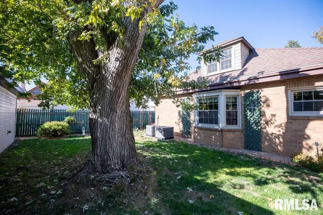 $227,900 | 808 Park Avenue, Pekin, IL 61554