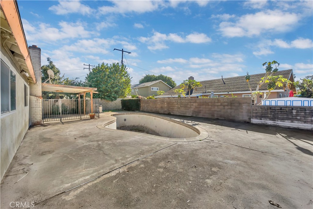 4422 East Silverleaf Avenue Orange, CA 92869 - Photo 24 of 27 a view of a terrace