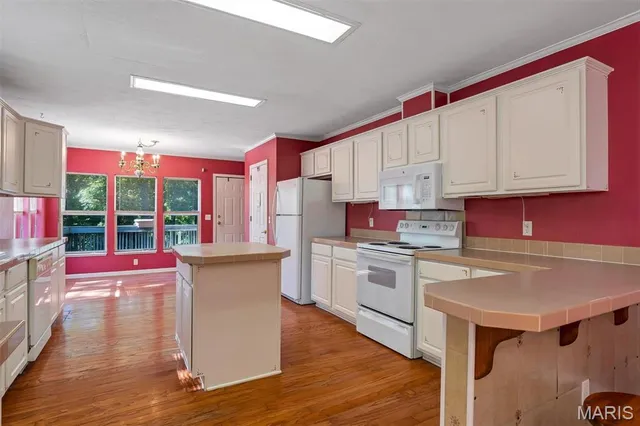 $274,900 | 749 Jensen, Robertsville, MO 63072