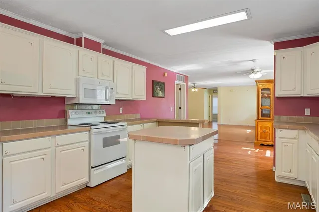 $274,900 | 749 Jensen, Robertsville, MO 63072