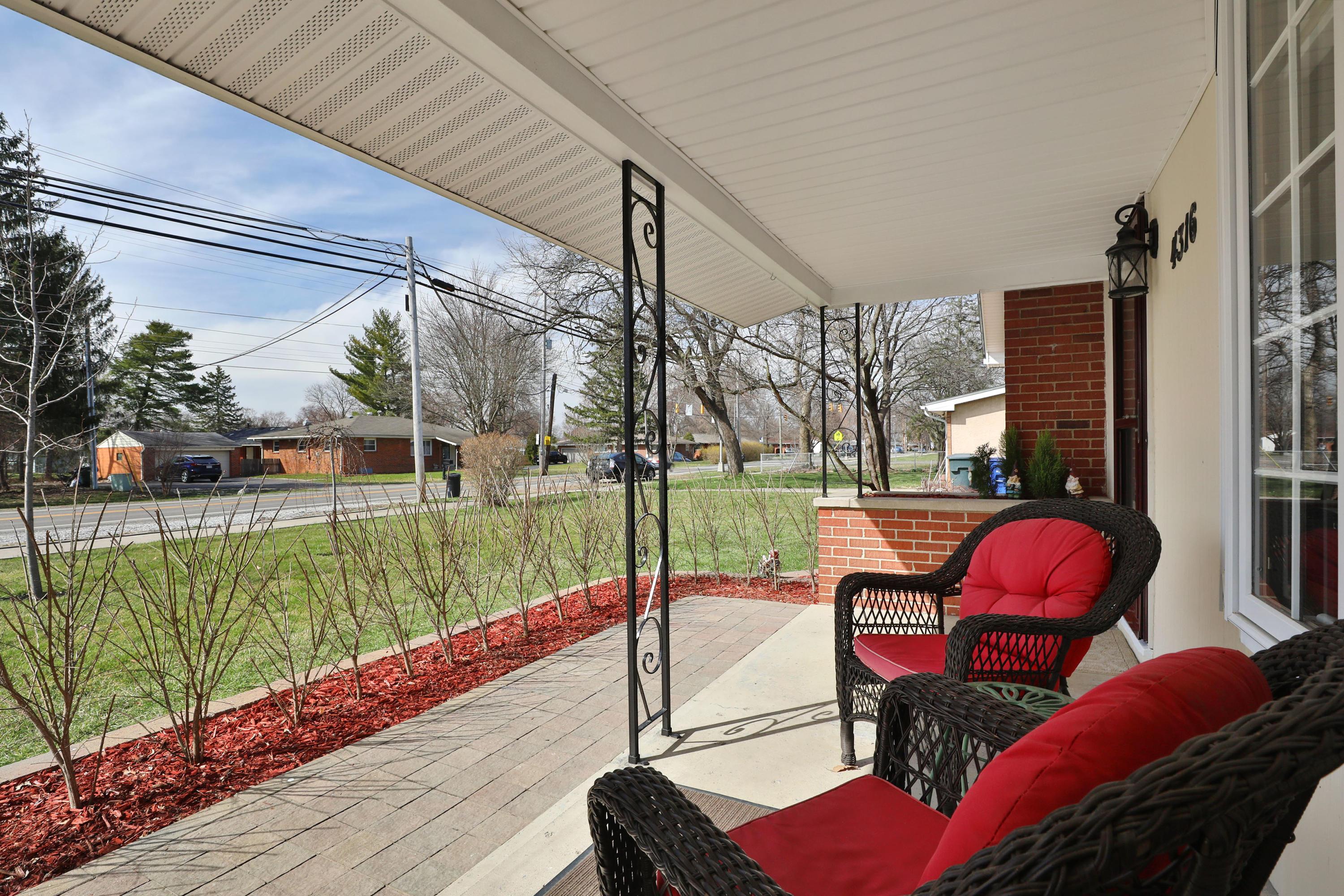 4316 Maize Road Columbus, OH 43224 - Photo 4 of 43 Gallery Image 4