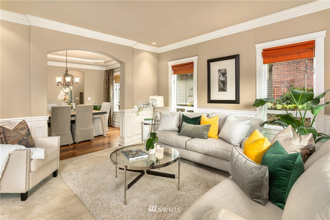 110 N 50th Street Seattle, WA 98103 - Photo 6 of 25 a living room with furniture and a large window