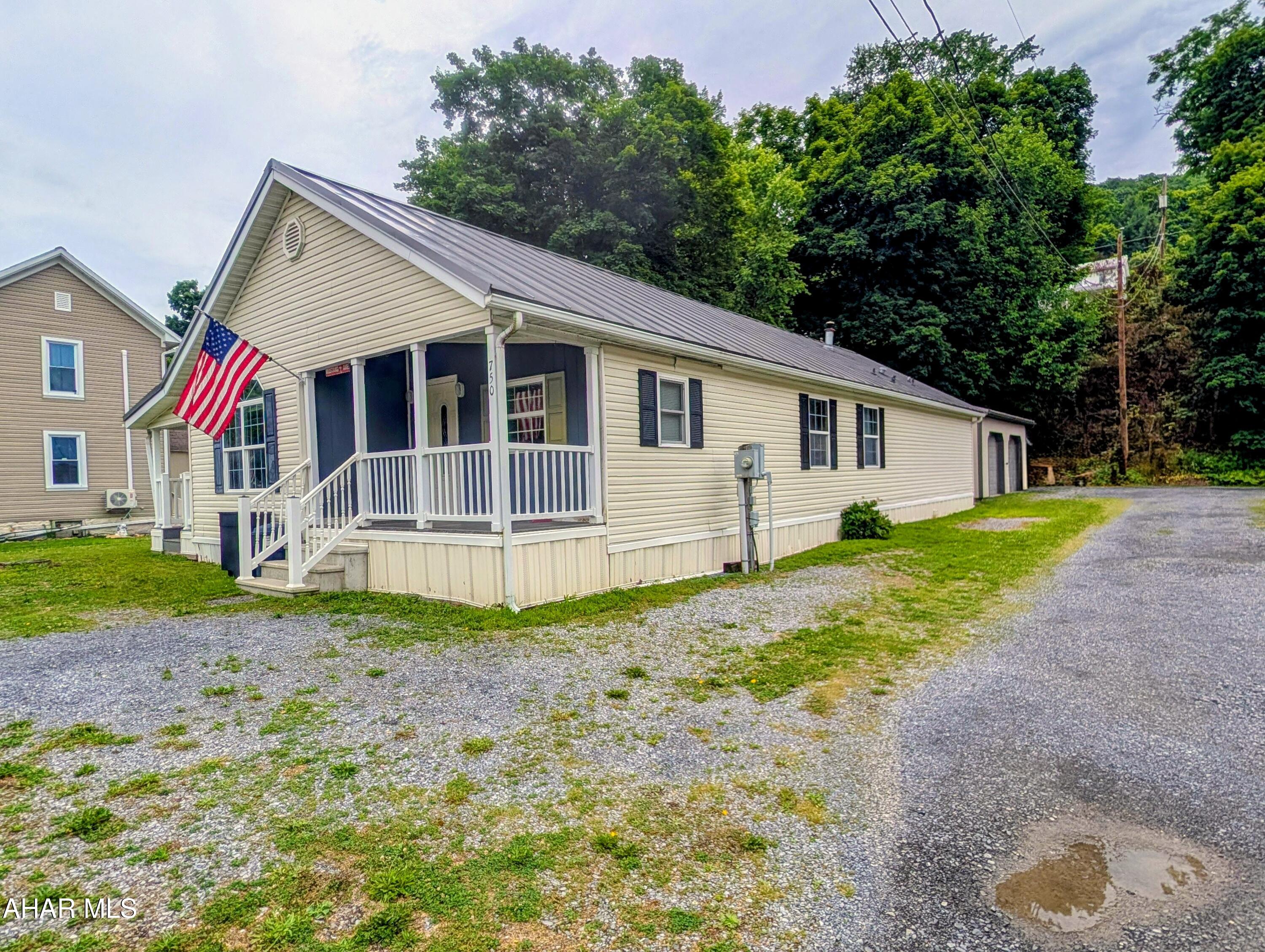 750 Six Mile Run Road Defiance, PA 16633 - Photo 7 of 38