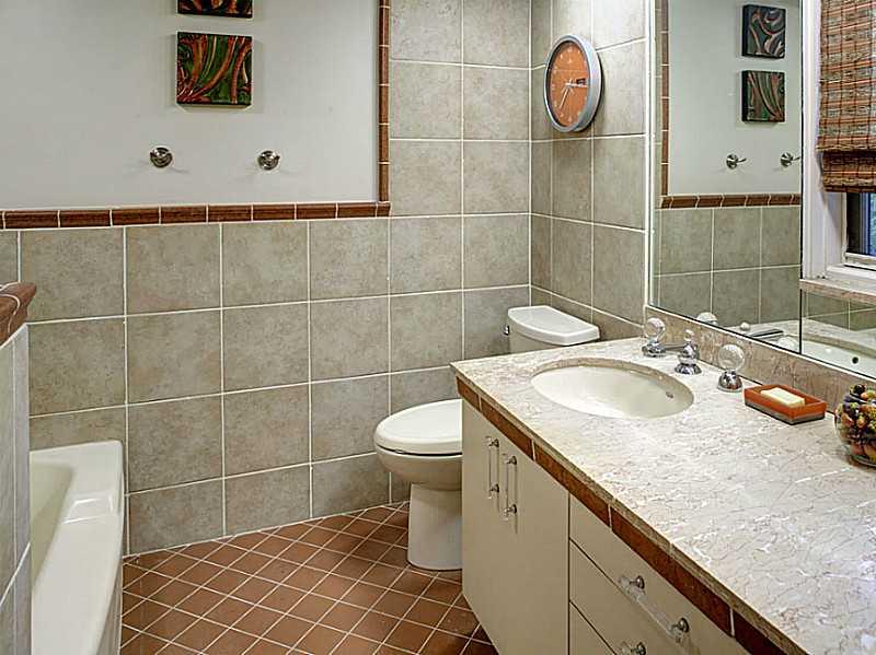 5365 Darlington Road Pittsburgh, PA 15217 - Photo 20 of 25 Full Bath. Bath and a separate shower.