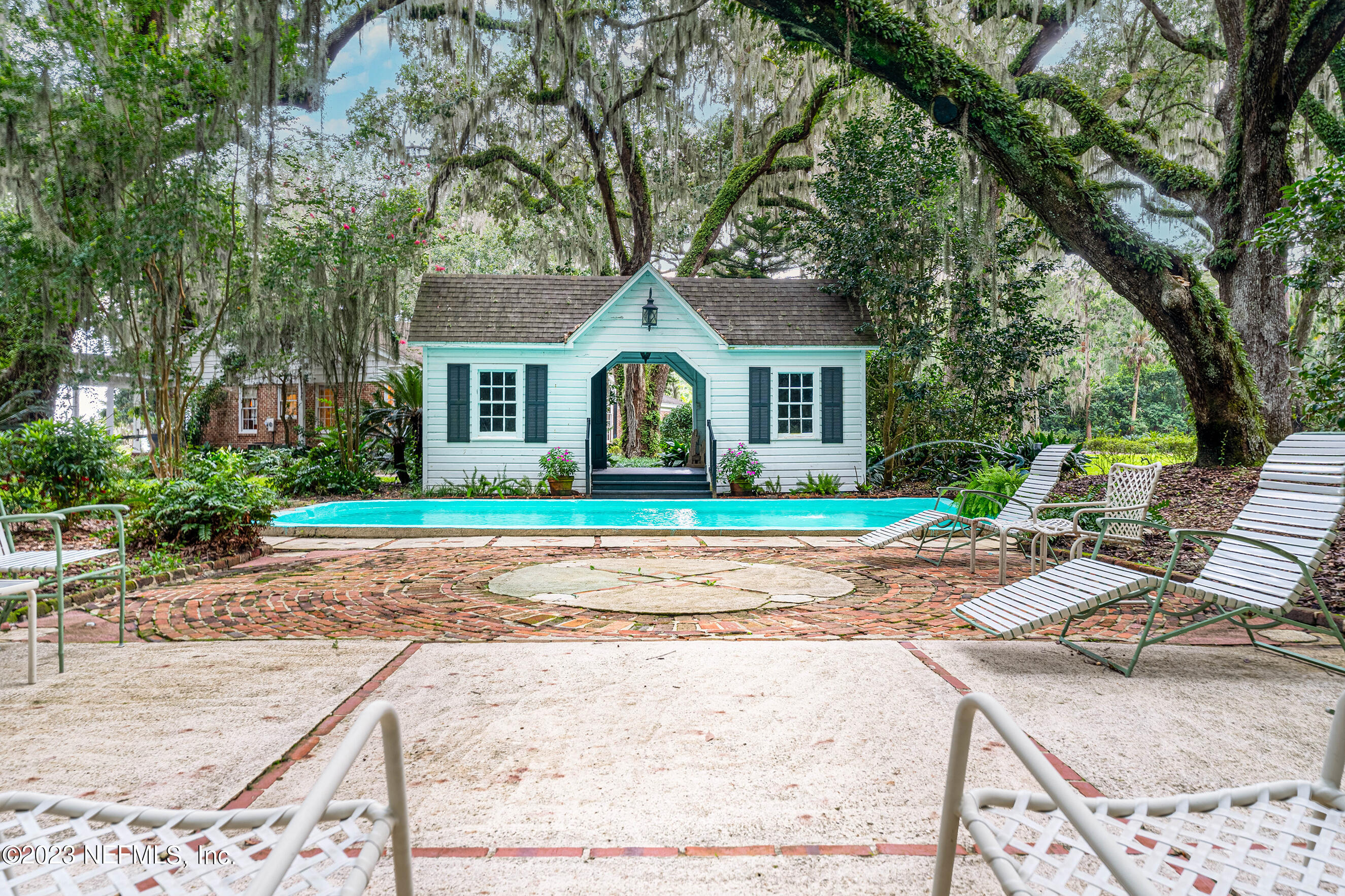 6975 Old Church Road Fleming Island, FL 32003 - Photo 45 of 53 a front view of a house with garden