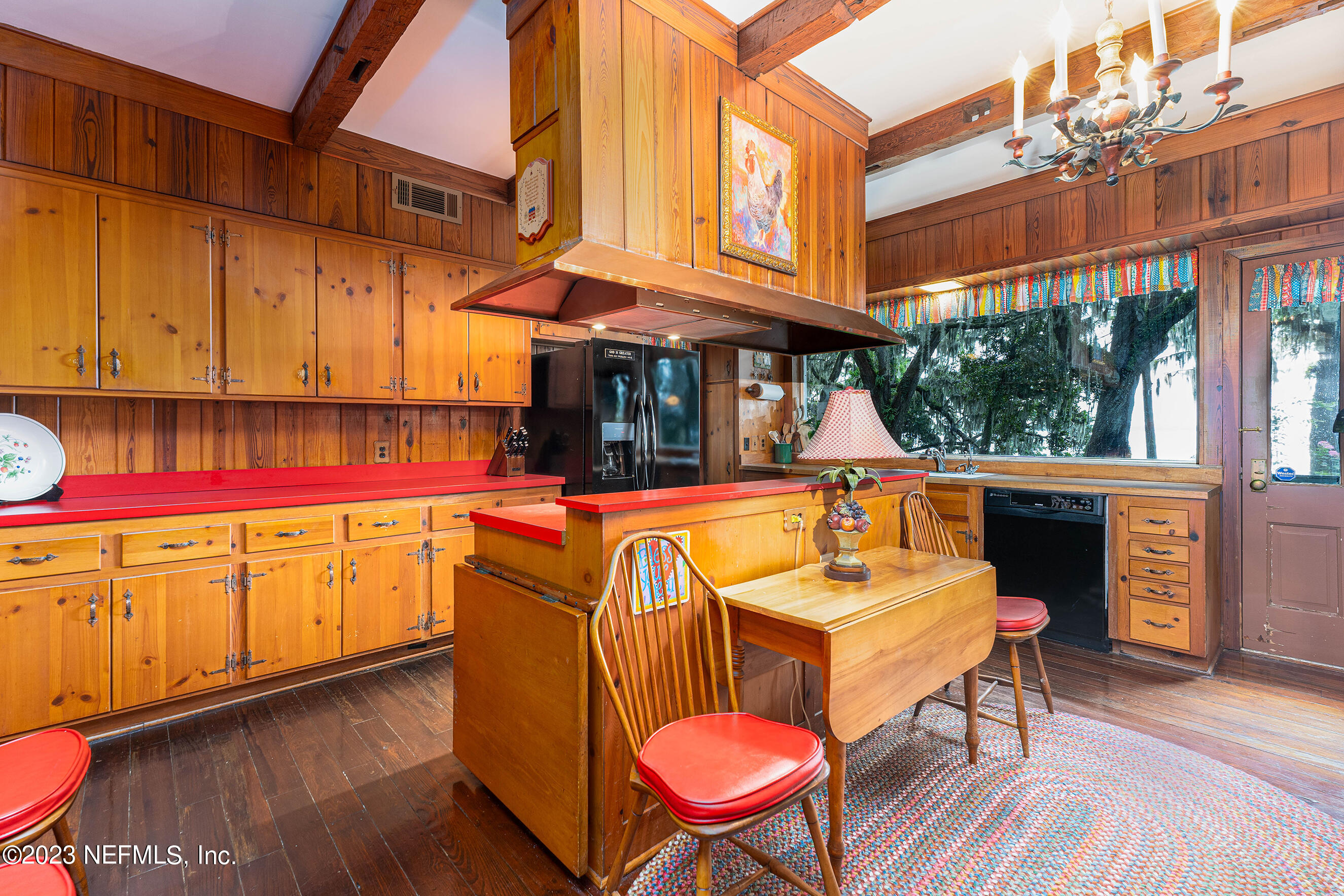 6975 Old Church Road Fleming Island, FL 32003 - Photo 6 of 53 a view of a chairs and table in the patio