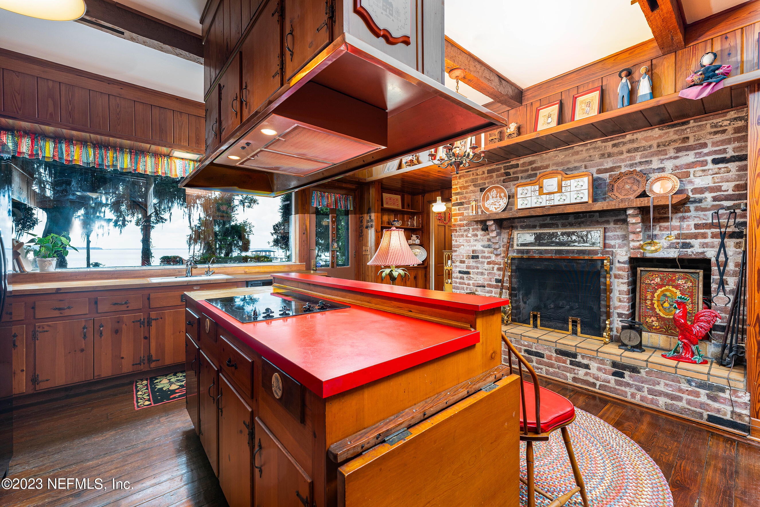 6975 Old Church Road Fleming Island, FL 32003 - Photo 8 of 53 a room with table and chairs