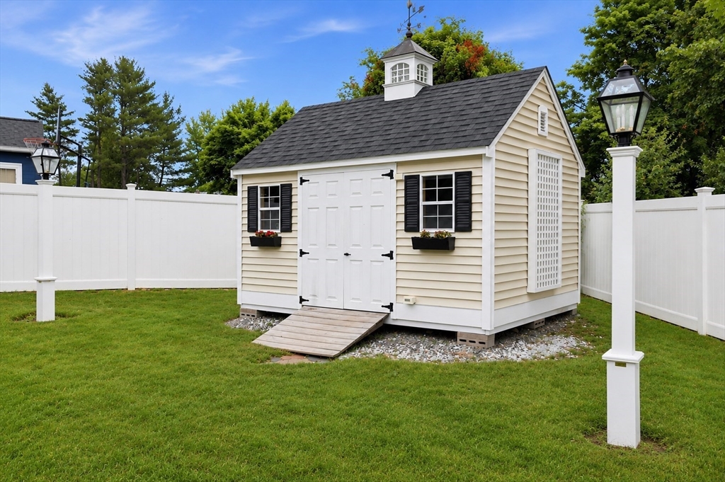 15 Riverside Court Norwood, MA 02062 - Photo 10 of 42