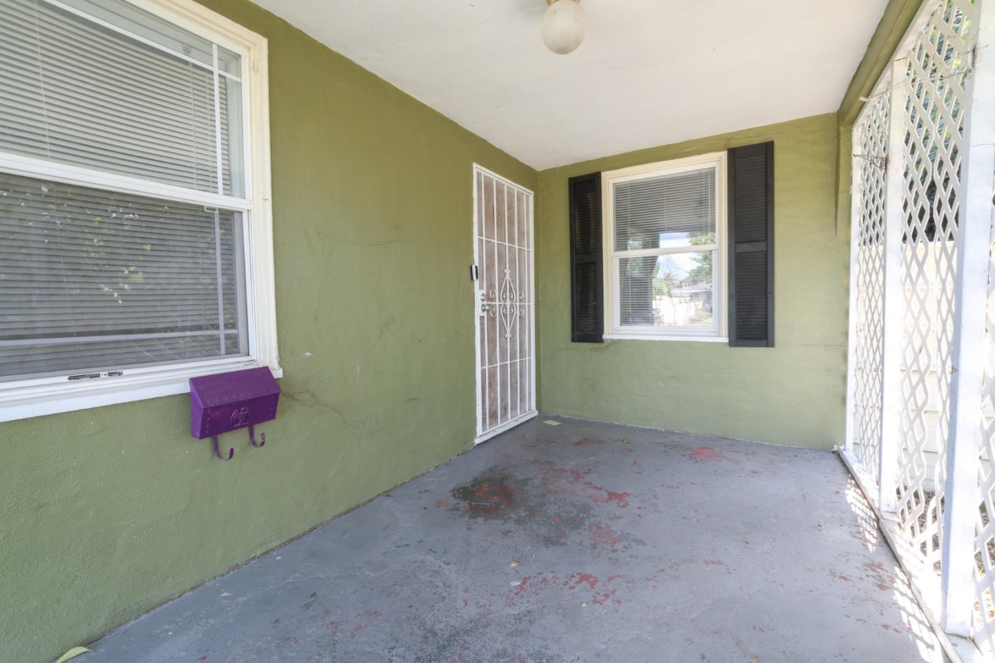 360 East 19th Street Merced, CA 95340 - Photo 8 of 21
