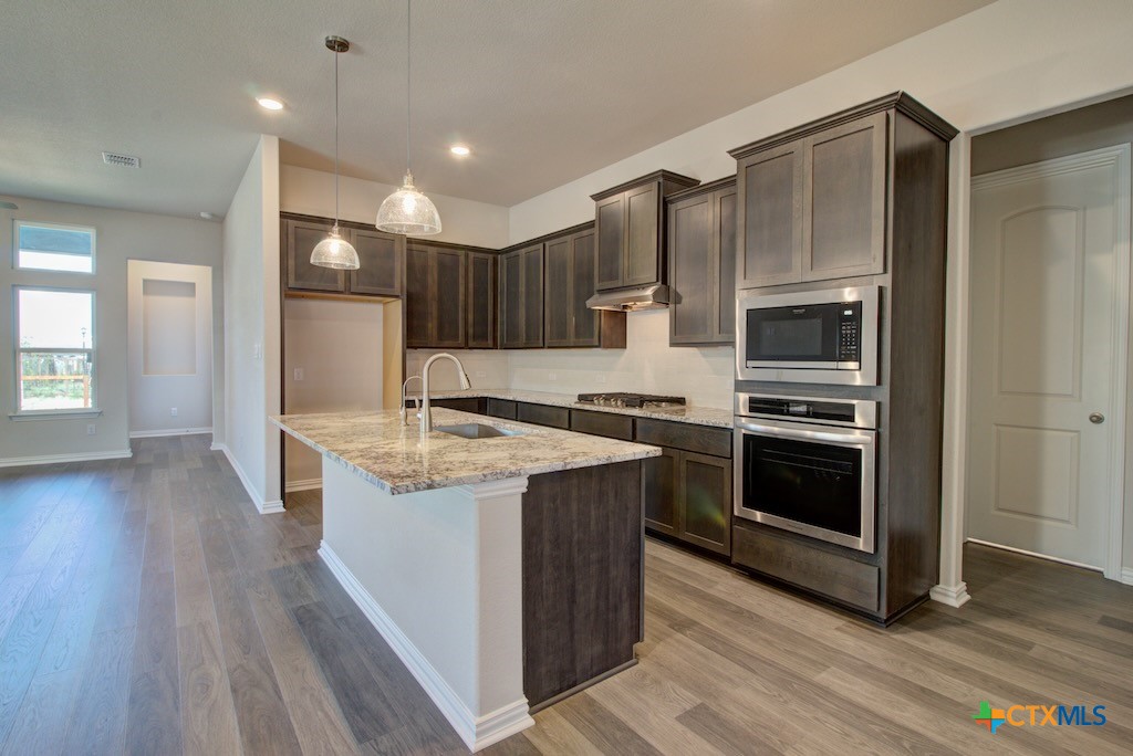 12201 Moon Pool Schertz, TX 78154 - Photo 2 of 25