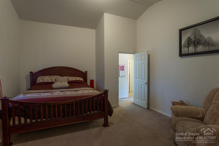 2364 Southwest 33rd Street Redmond, OR 97756 - Photo 12 of 25 Additional Photo
