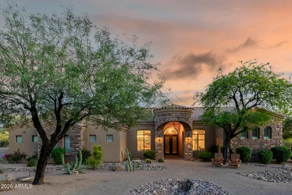 $1,500,000 | 10761 East Calle Del Cascabel, Gold Canyon, AZ 85118