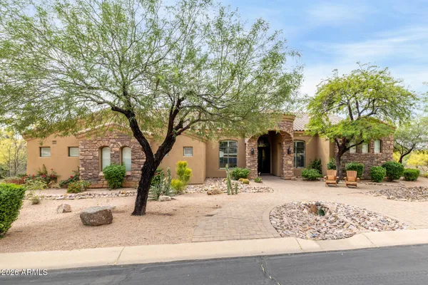 $1,500,000 | 10761 East Calle Del Cascabel, Gold Canyon, AZ 85118