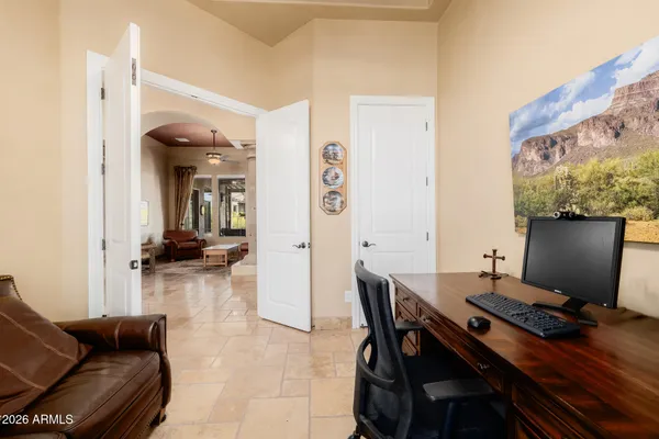 $1,500,000 | 10761 East Calle Del Cascabel, Gold Canyon, AZ 85118