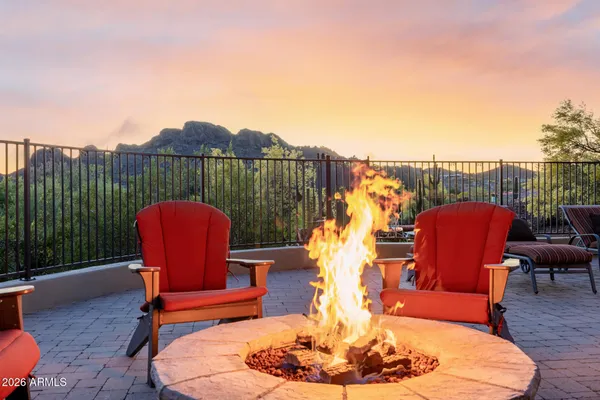 $1,500,000 | 10761 East Calle Del Cascabel, Gold Canyon, AZ 85118