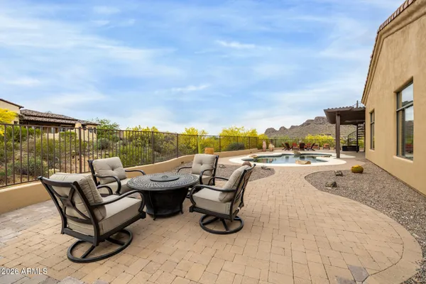 $1,500,000 | 10761 East Calle Del Cascabel, Gold Canyon, AZ 85118