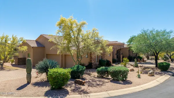 $1,500,000 | 10761 East Calle Del Cascabel, Gold Canyon, AZ 85118