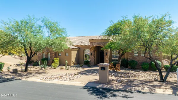 $1,500,000 | 10761 East Calle Del Cascabel, Gold Canyon, AZ 85118