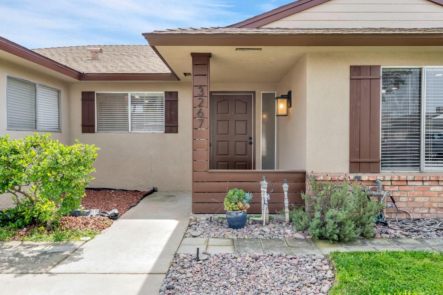 3267 West Rialto Avenue Fresno, CA 93722 - Photo 4 of 34