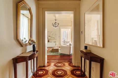 $11,995,000 | 25242 Prado Del Misterio, Calabasas, CA 91302