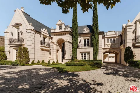 $11,995,000 | 25242 Prado Del Misterio, Calabasas, CA 91302