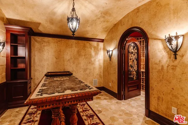 a view of a entryway door of the house