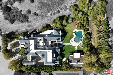 $11,995,000 | 25242 Prado Del Misterio, Calabasas, CA 91302
