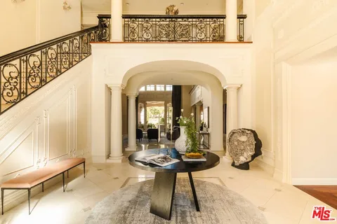 $11,995,000 | 25242 Prado Del Misterio, Calabasas, CA 91302