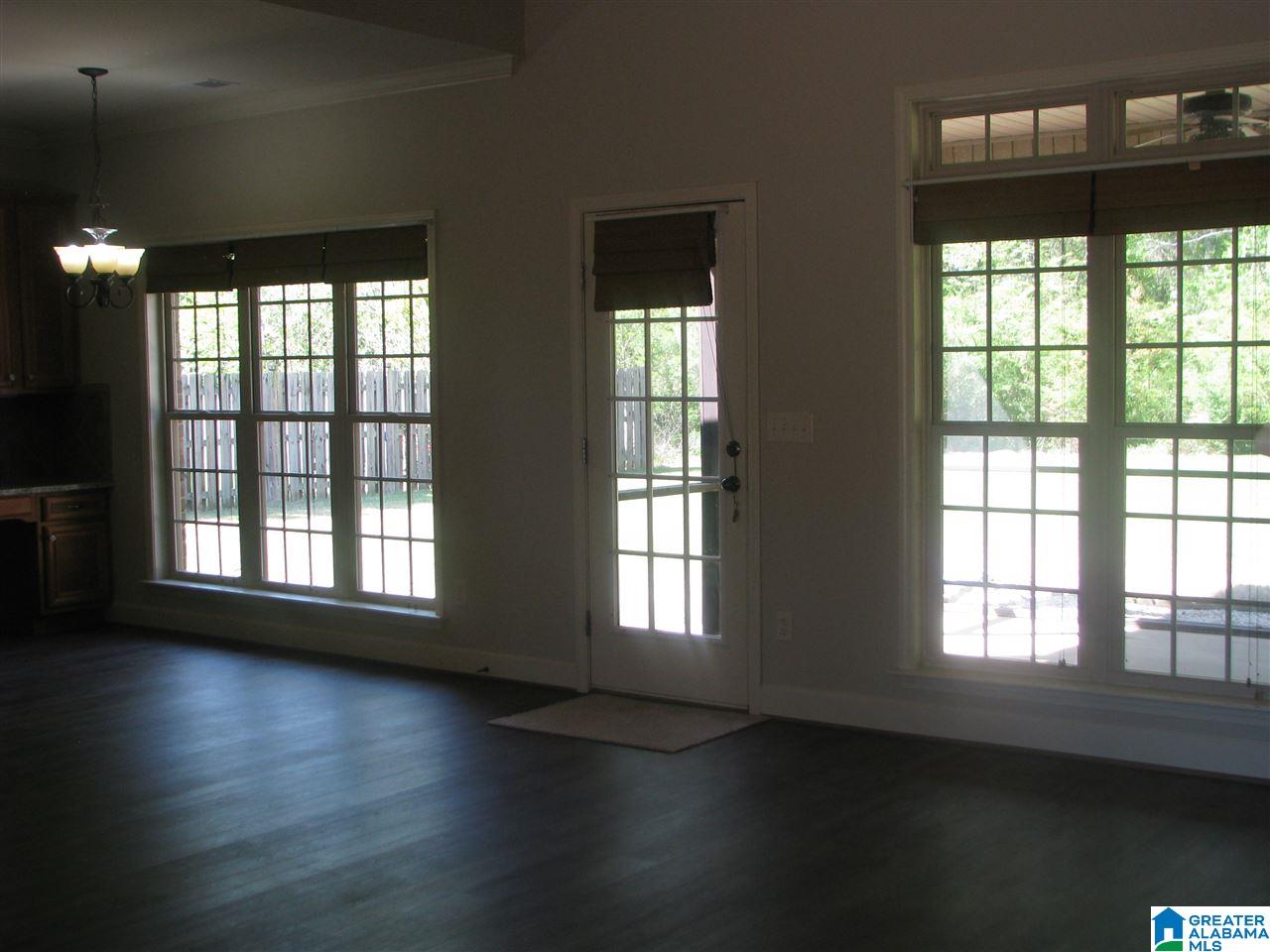 421 Ramsgate Drive Alabaster, AL 35114 - Photo 5 of 28