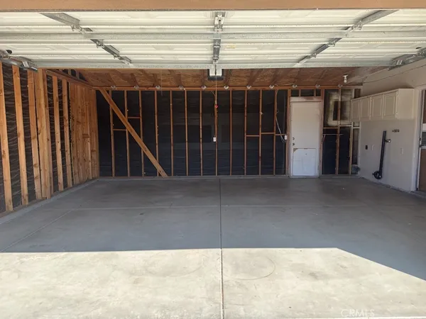 $2,200 | Undisclosed Address, Apple Valley, CA 92307
