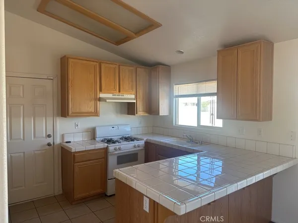$2,200 | Undisclosed Address, Apple Valley, CA 92307