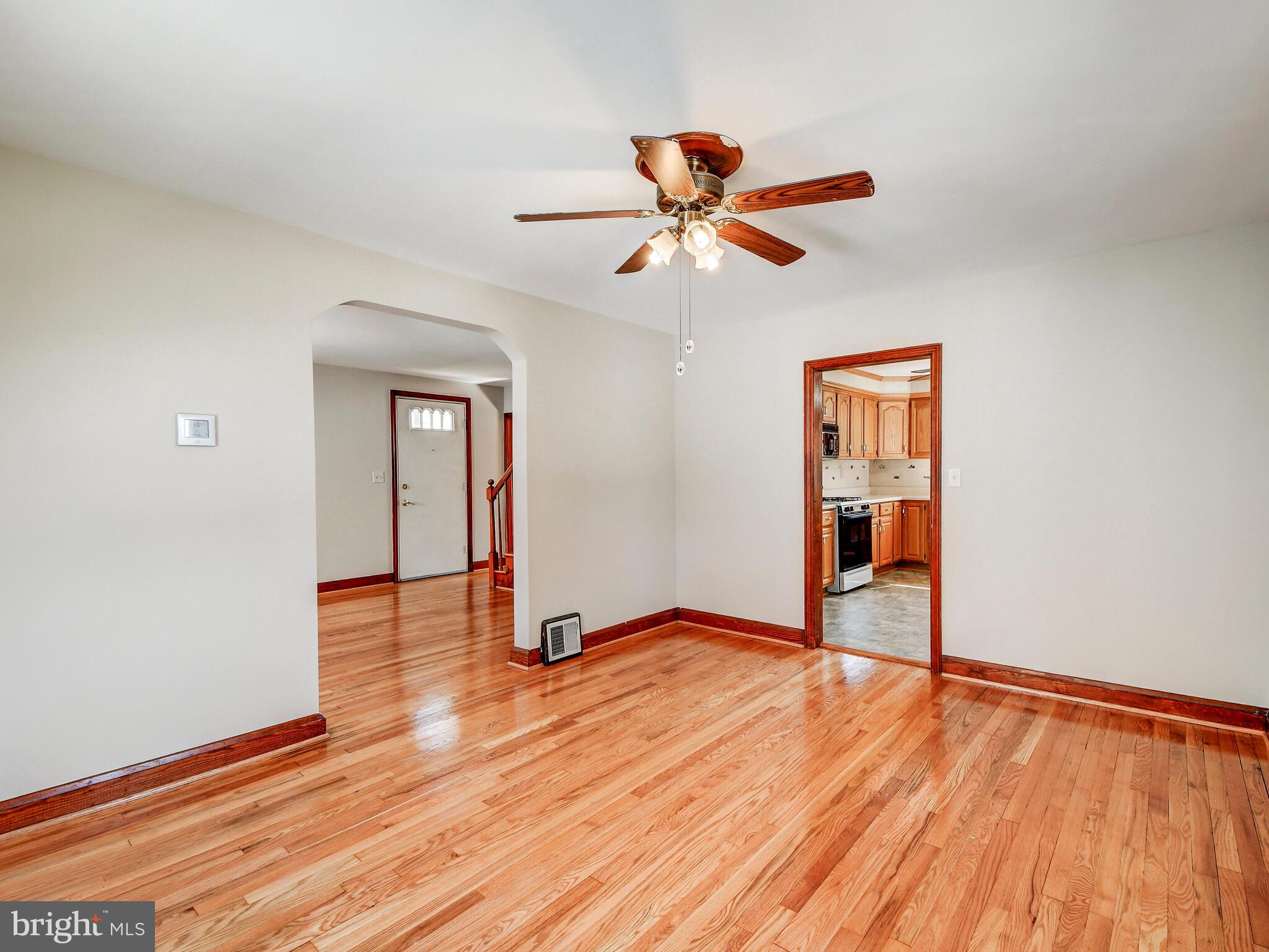 1229 Spring Avenue Baltimore, MD 21237 - Photo 14 of 38