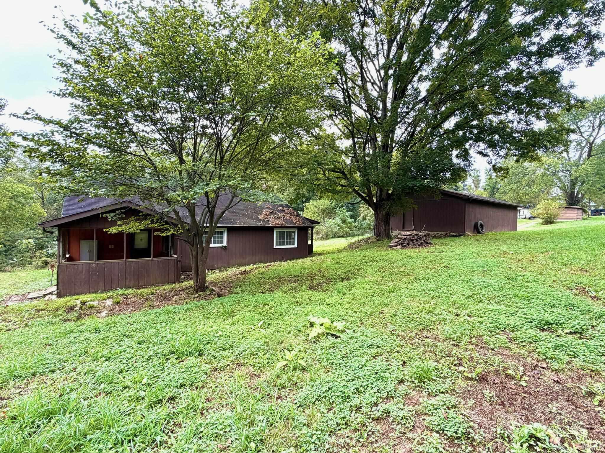 2959 Lawrenceport Road Mitchell, IN 47446 - Photo 23 of 26 Gallery Image 23