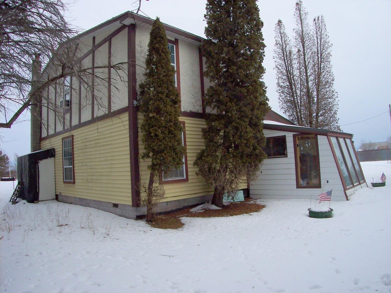 2523 Mann Road Cheboygan, MI 49721 - Photo 1 of 21 Gallery Image 1