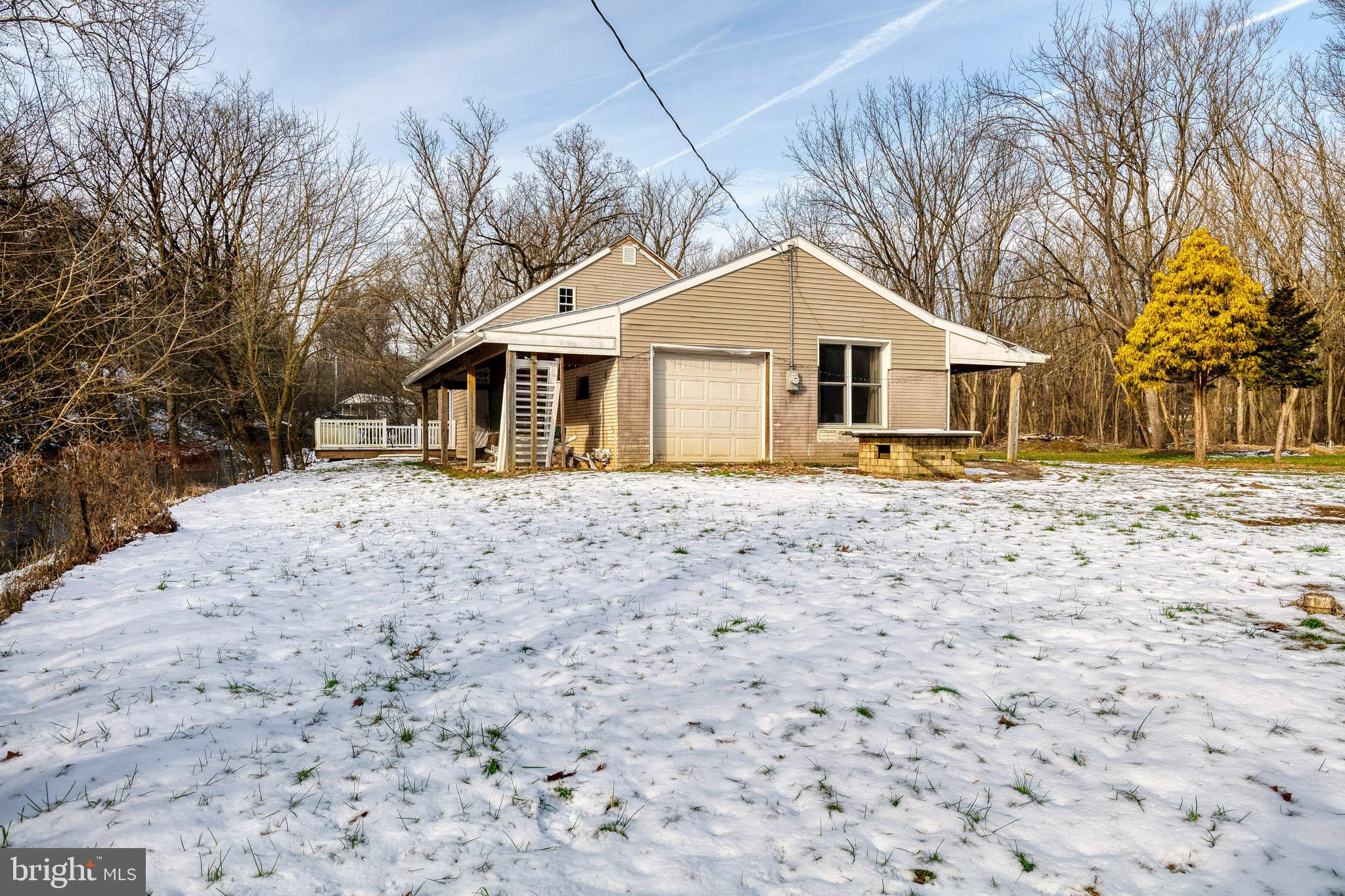 1177 Marticville Road Pequea, PA 17565 - Photo 29 of 32 Attached Side Garage