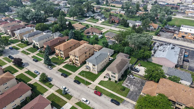 $639,900 | 7912 Nordica Avenue, Burbank, IL 60459