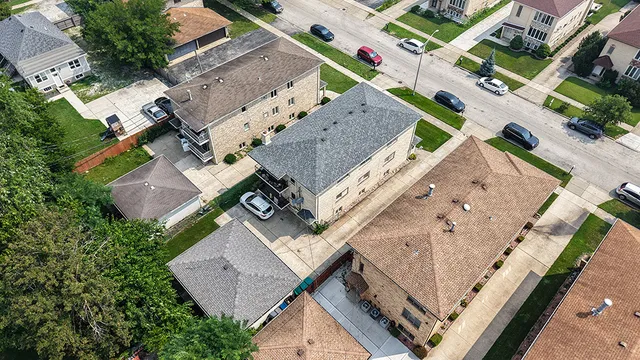 $639,900 | 7912 Nordica Avenue, Burbank, IL 60459