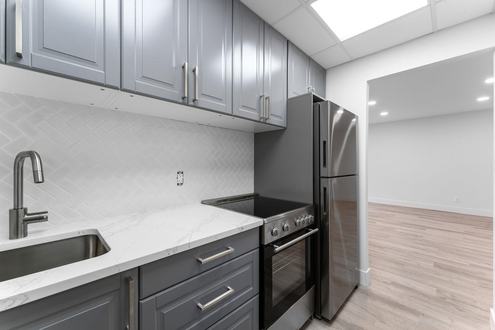 1111 River Road, Unit F25 Edgewater, NJ 07020 - Photo 2 of 17