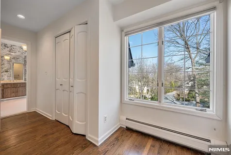 $1,450,000 | 14 Adams Drive, Cresskill, NJ 07626