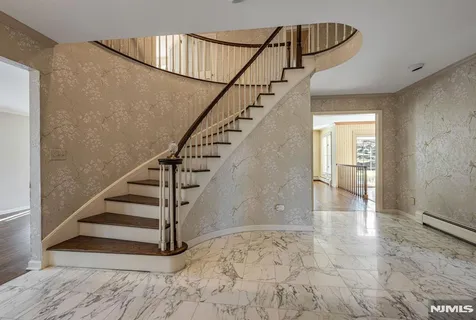 $1,450,000 | 14 Adams Drive, Cresskill, NJ 07626