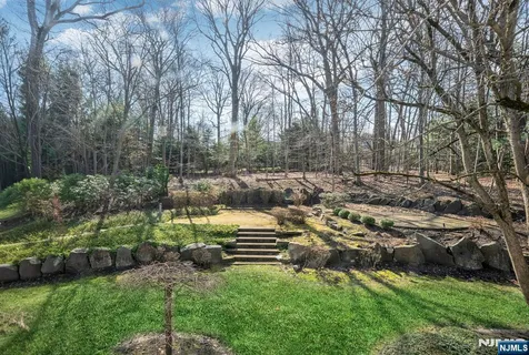 $1,450,000 | 14 Adams Drive, Cresskill, NJ 07626